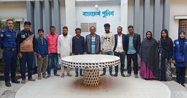 ময়মনসিংহ কোতোয়ালী পুলিশের অভিযানে গ্রেফতার-১১