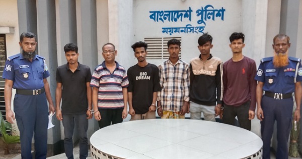 ময়মনসিংহ কোতোয়ালি পুলিশের অভিযানে মাদক ও অন্যান্য মামলার আসামীসহ গ্রেফতার- ০৭