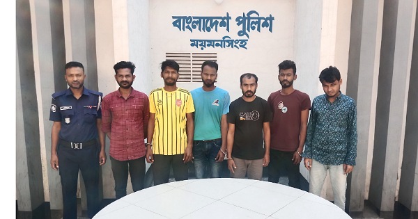 ময়মনসিংহ কোতোয়ালি পুলিশের অভিযানে দস্যুতা ও চুরি মামলার আসামীসহ গ্রেফতার – ০৮