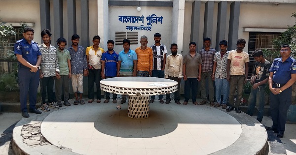 ময়মনসিংহ কোতোয়ালি পুলিশের অভিযানে গ্রেফতার- ১৮